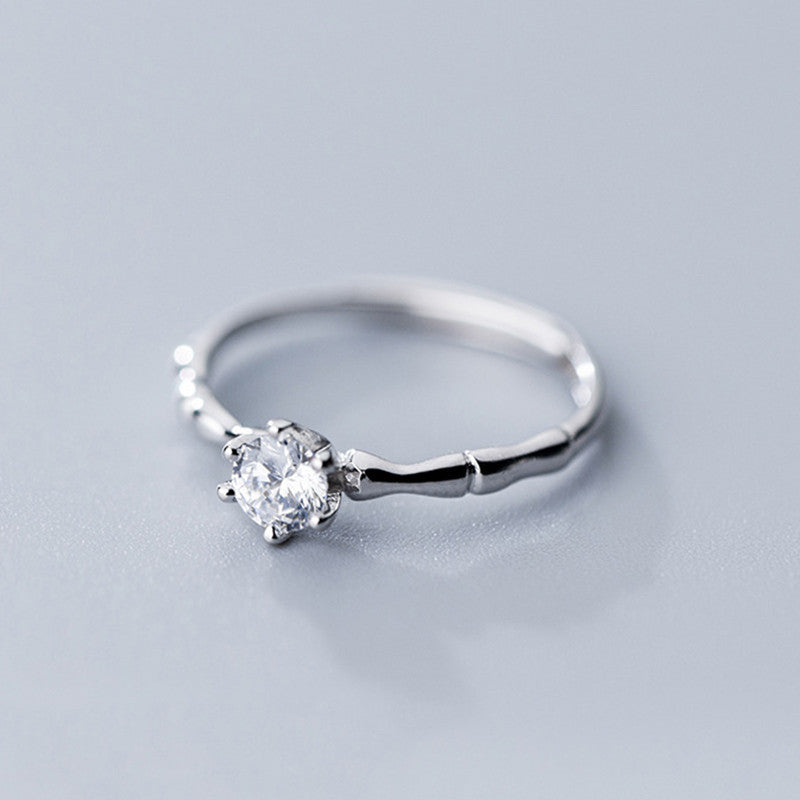 Simple Single Diamond Six Prong Ring