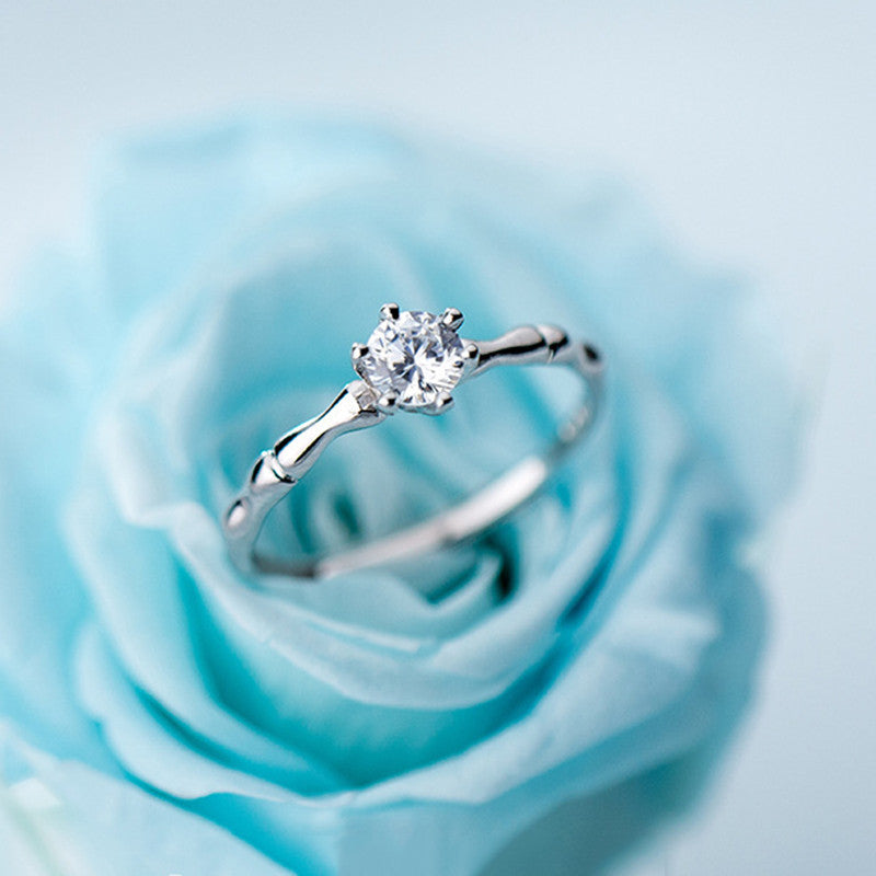 Simple Single Diamond Six Prong Ring
