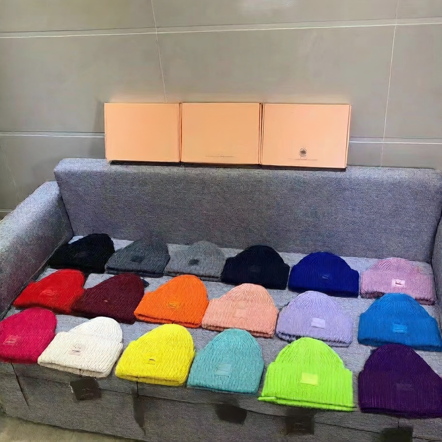 Square Smiley Wool Knitted Winter Hat