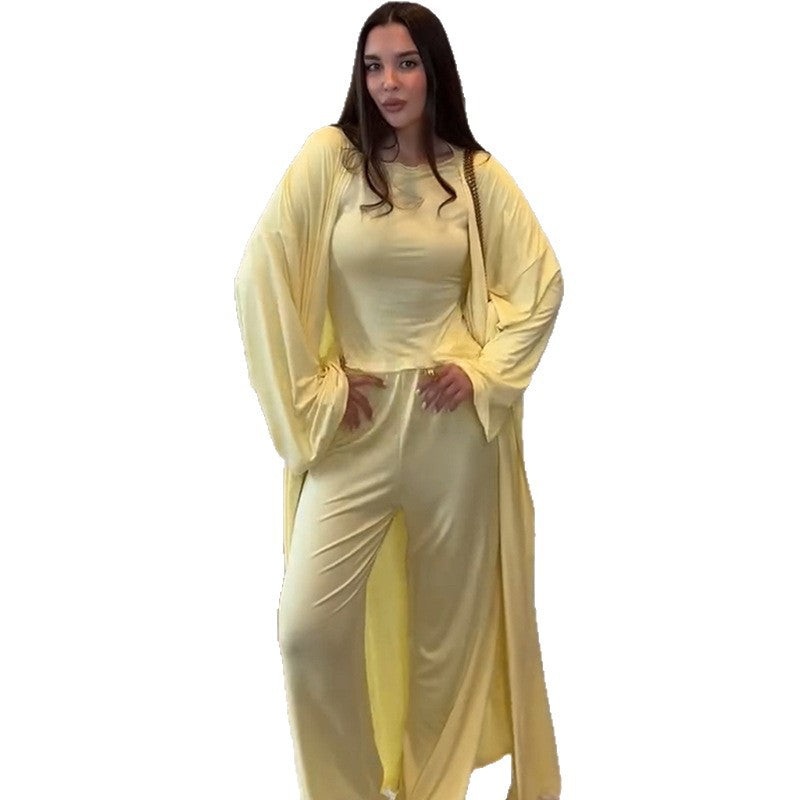 Casual long-sleeved coat, T-shirt, and pants