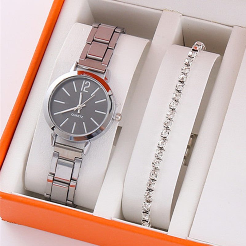 Gold steel band quartz bracelet watch