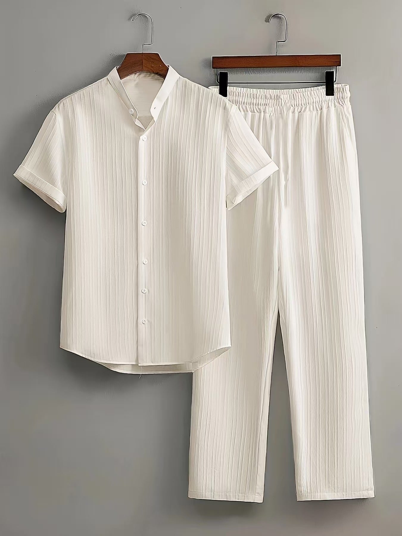 Men's casual short-sleeved suit set (two pieces)