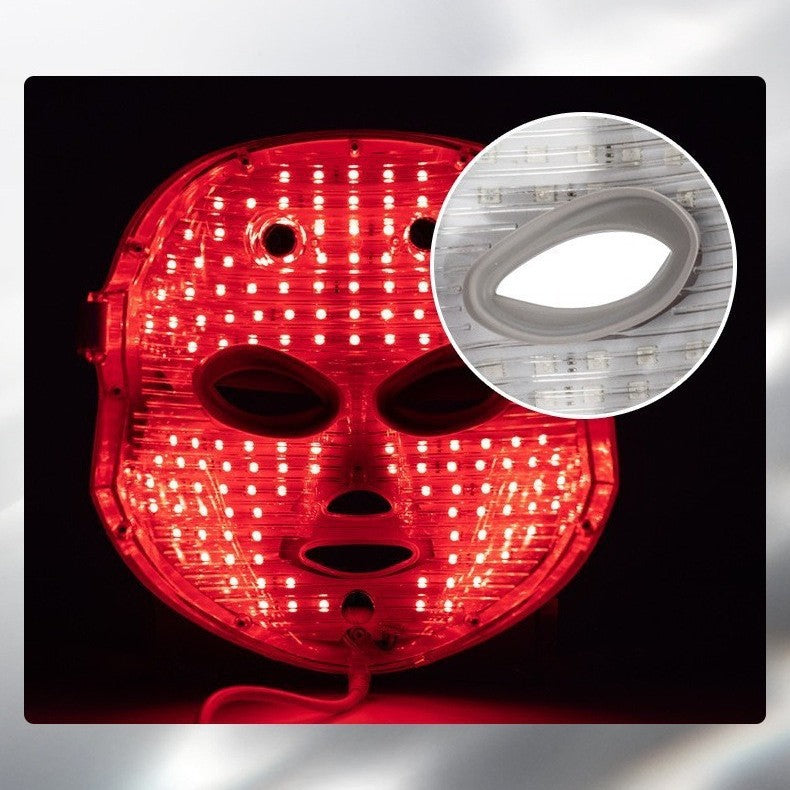 LED Light Therapy Beauty Mask, Cosmetics / Skincare / Personal Care