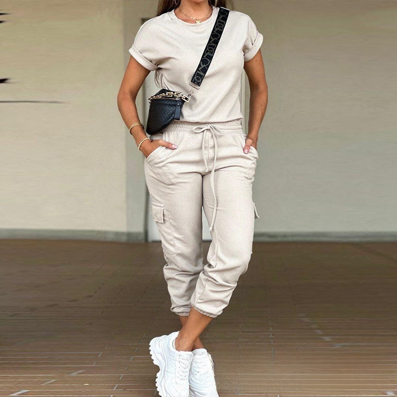 solid color round neck top multi-pocket pants suit, Autumn / Winter Collection