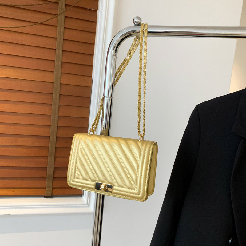 Fashion Simple Elegant Lock Chain Small Bag, Branded Bags