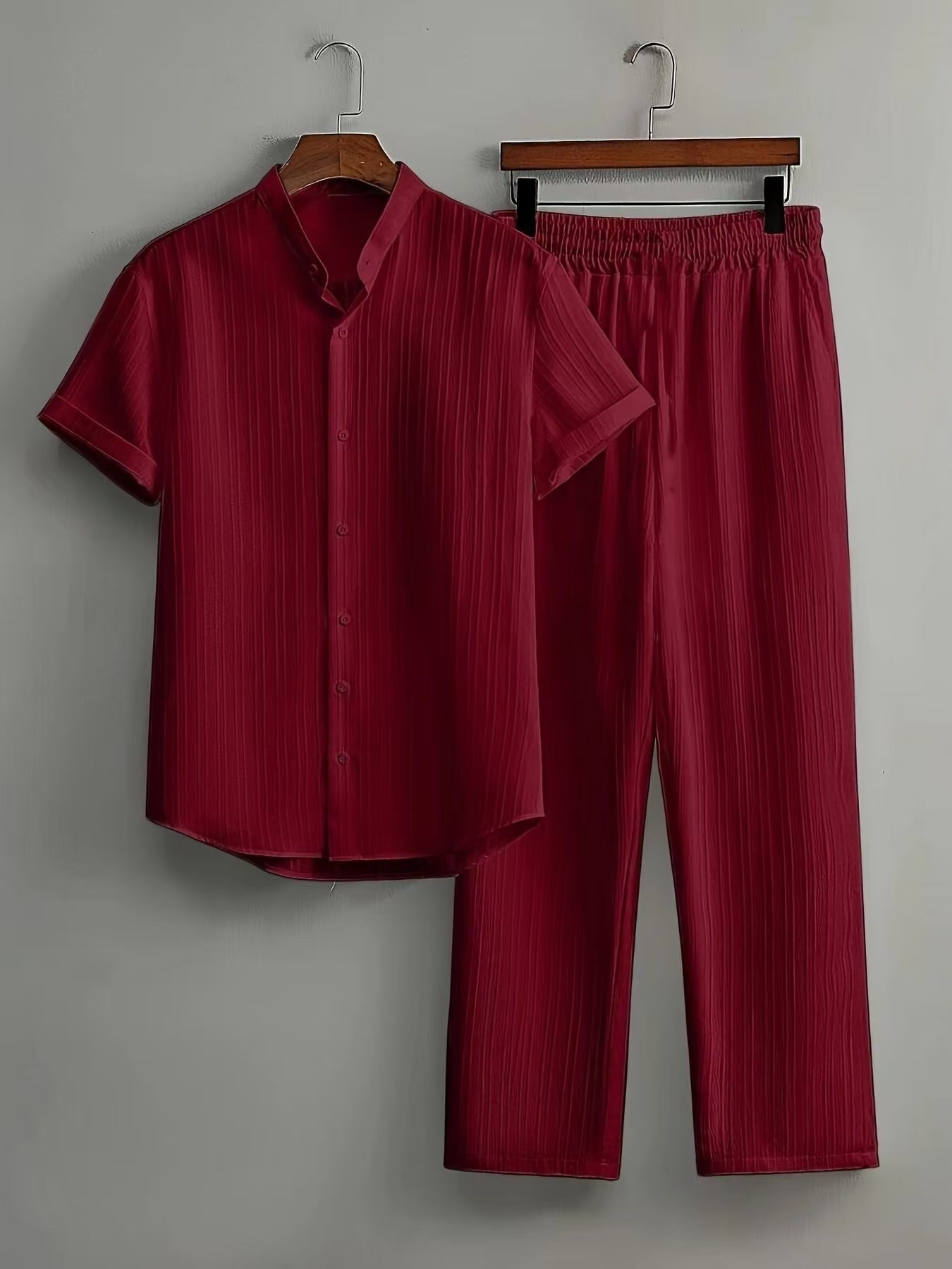 Men's casual short-sleeved suit set (two pieces)