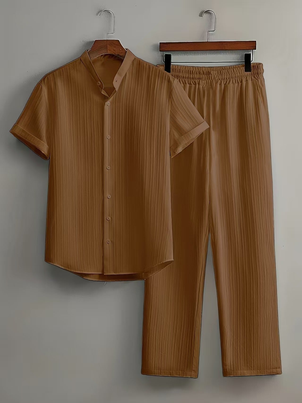 Men's casual short-sleeved suit set (two pieces)